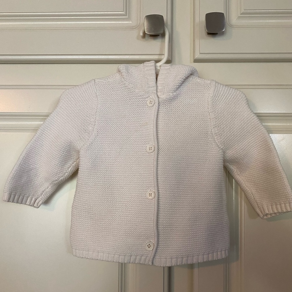 Old Navy,6/12 month,cream color,4 buttons,sweater with hood, unisex, all seasons